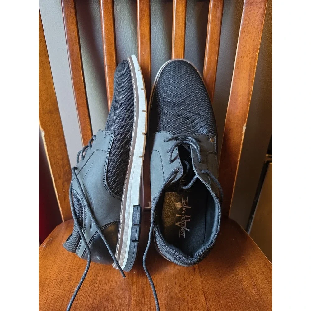 Ashford Hayes Barkley Black size 9.5 Men's/grade school